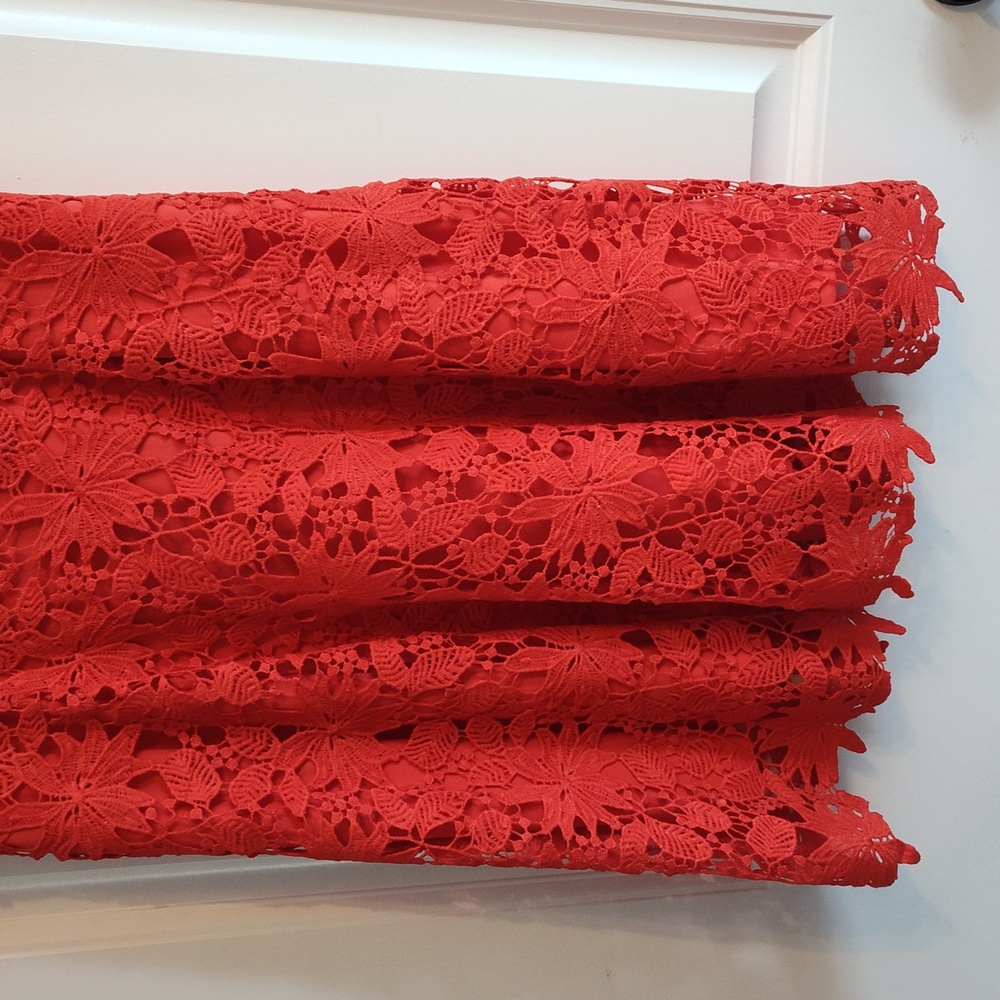 Soprano Red lace dress - Picture 3 of 8